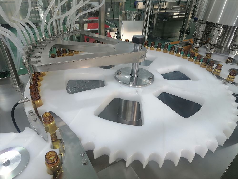 50ml高速口服液灌裝旋蓋機(jī)視頻