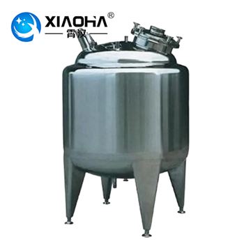 在高溫或低溫環(huán)境下使用的不銹鋼儲(chǔ)罐，應(yīng)該如何選擇材質(zhì)？