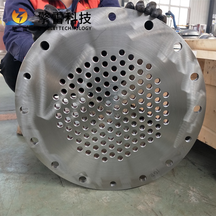 碳化硅无压烧结冷凝器-简介